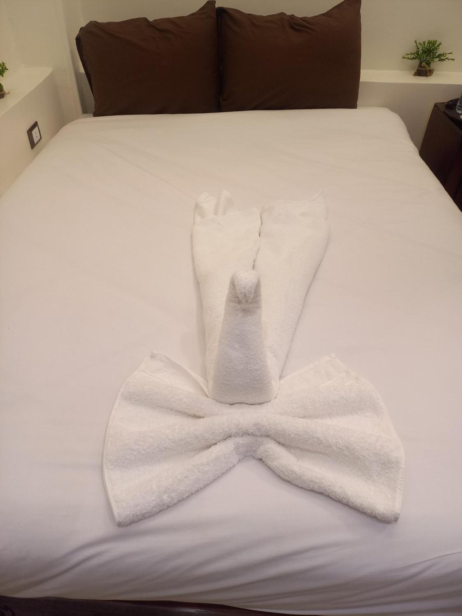 Kafret el-Gabal Basha Pyramids Inn מראה חיצוני תמונה