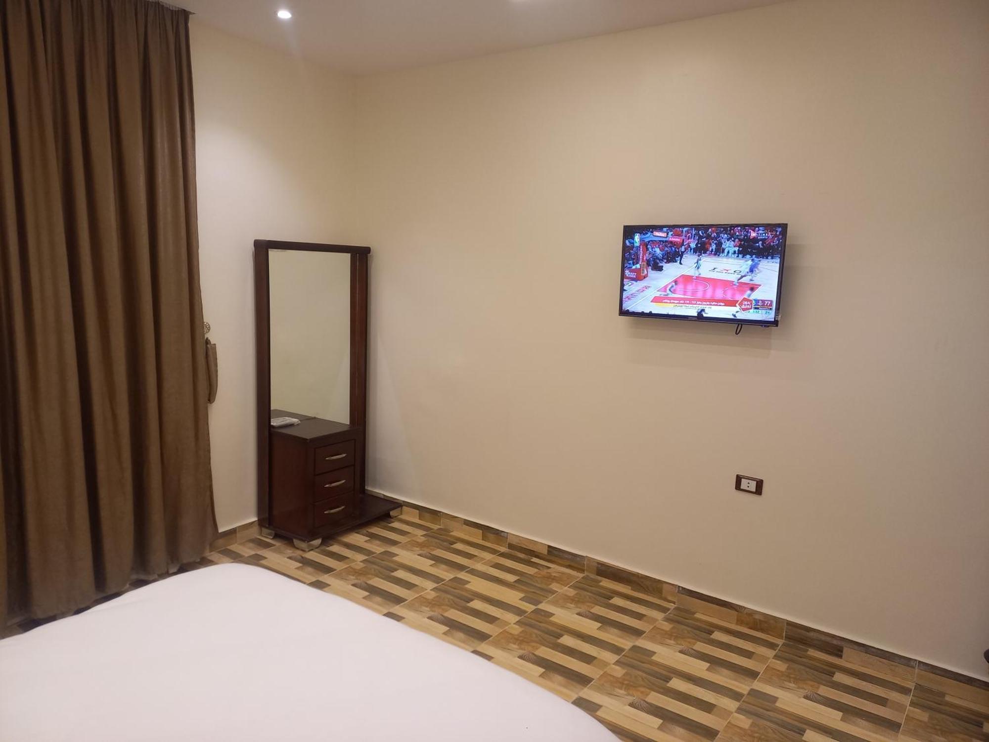 Kafret el-Gabal Basha Pyramids Inn מראה חיצוני תמונה