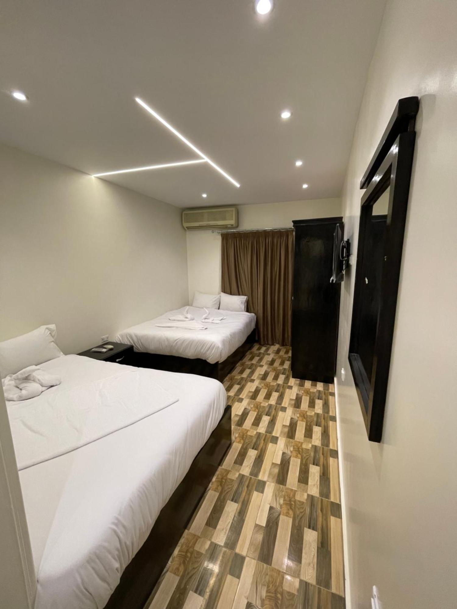 Kafret el-Gabal Basha Pyramids Inn מראה חיצוני תמונה