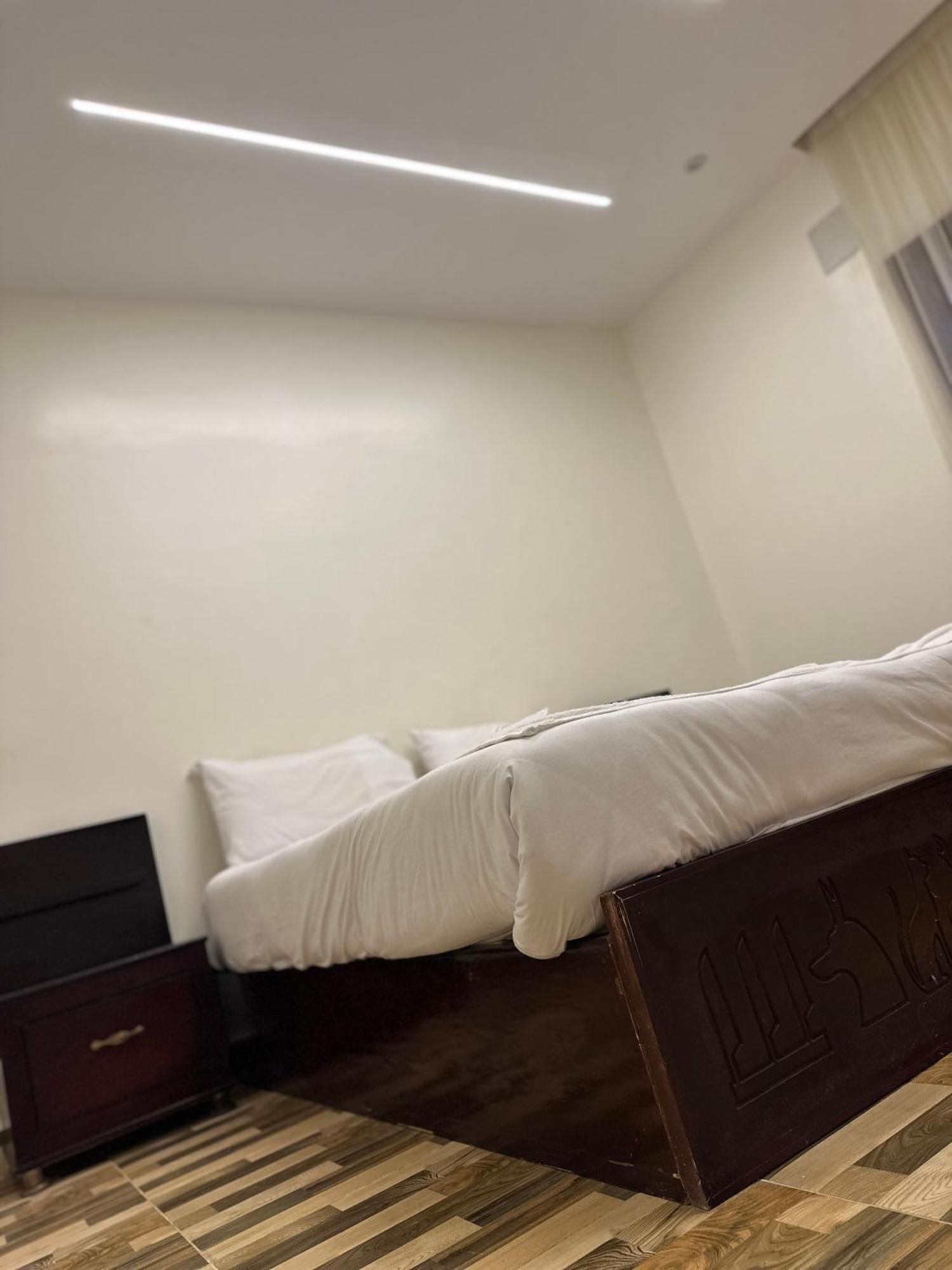 Kafret el-Gabal Basha Pyramids Inn מראה חיצוני תמונה